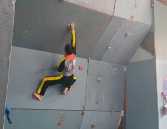 Cetak Bibit Muda Atlit Muda, Warna Alam Gelar Lomba Bouldering Se-Kabupaten Subang