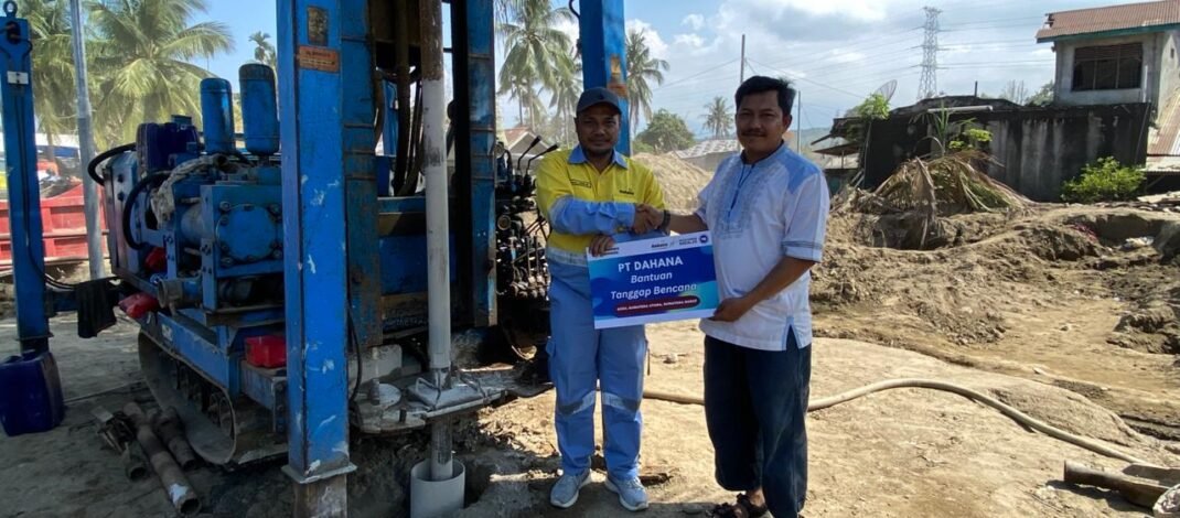 PT Dahana Dukung Pemulihan Korban Banjir dan Longsor melalui Donasi Karyawan