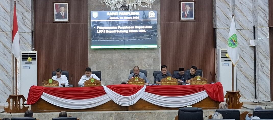 Paripurna DPRD, Bupati Subang Sampaikan LKPJ 2025, Ini Capaiannya