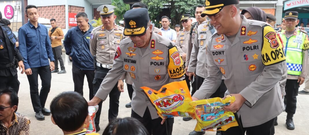 Lakukan Pantauan, Kapolda Jabar Cek Kesiapan Rest Area Tol Cipali