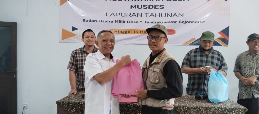 Ramadan, BUMDes Tamabakmekar Sejahtera, Berbagi Peket Bingkisan