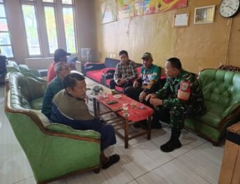 Babinsa Koramil 0513/Jalancagak Perkuat Sinergi dengan Warga Melalui Komsos di Dusun 1 Jalancagak