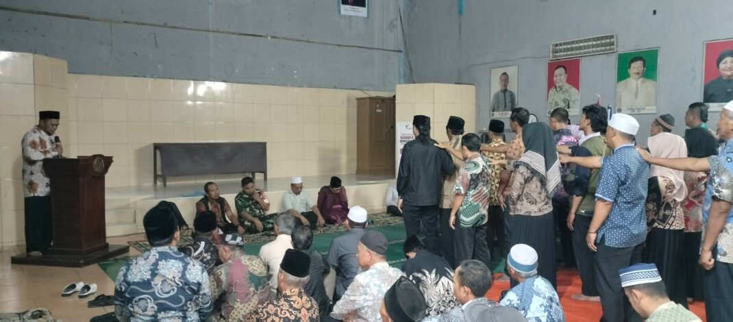 Kades Tambakmekar Lantik RT/RW Terpilih, Ini Pesan -Pesan Kang Dede