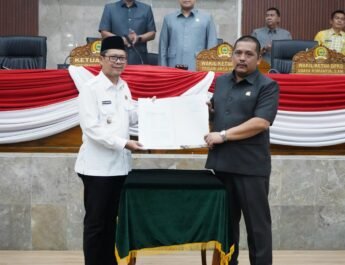 Paripurna DPRD : Raperda Desa Jadi Dasar Hukum Pelaksanaan Pilkades Serantak 2026 di Subang