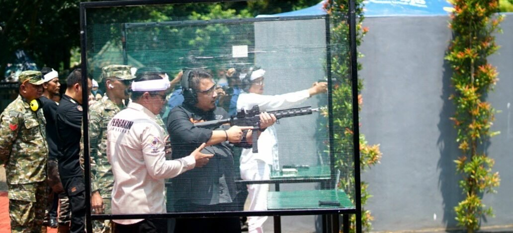 Menengok Adu Ketangkasan Tembak, KDM dan Kang Rey di Momon Persemian Lapangan Tembak Forkopimda di Kodim 0605/Subang