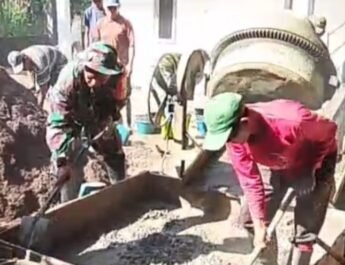 Potret dari Desa Kumpay : Dedikasi dan Sinergi Babinsa dalam Karya Bakti Bersama Masyarakat