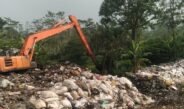 Atasi Tumpukan Sampah di TPS Jalancagak PUPR Turunkan Alat Berat