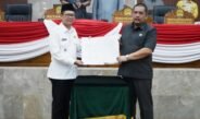 Wabup Subang Hadiri Rapat Paripurna DPRD Agenda Raperda Desa dan LKPJ Bupati Tahun 2025