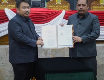 Hadiri Paripurna DPRD: Bupati Subang Reynaldy Tetapkan KUA-PPAS 2027