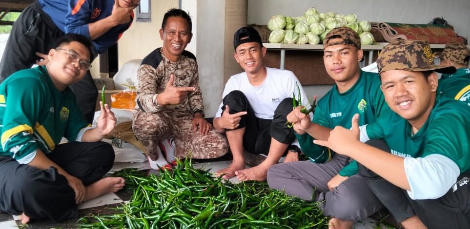 Dukung Petani Milenial dan Ketahanan Pangan, Pak Carna Mantap Maju di Pilkades Desa Kumpay