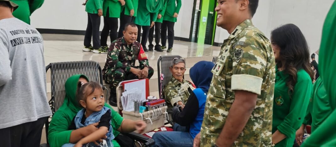 Sambut HUT ke -81 TNI, Kodim Subang Gelar Khitanan Massal Gratis dan Donor Darah