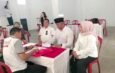 Didampingi Istri dan Ketua Pemenangan, H. Tatang Mantapkan Diri Daftar Pilkades Jalancagak : Ratusan Massa pun Iringi Langkah Pendaftranya