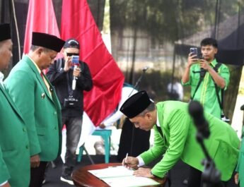 Pengurus DPC PPP Subang Resmi Dilantik, Bidik 5 Kursi di DPRD, Uu Minta Ahmad Buhori Segera Bergerak Melakukan Konsolidasi Internal