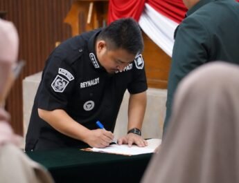 Bupati Reynaldy Hadiri Rapat Paripurna DPRD Penetapan APBD 2026